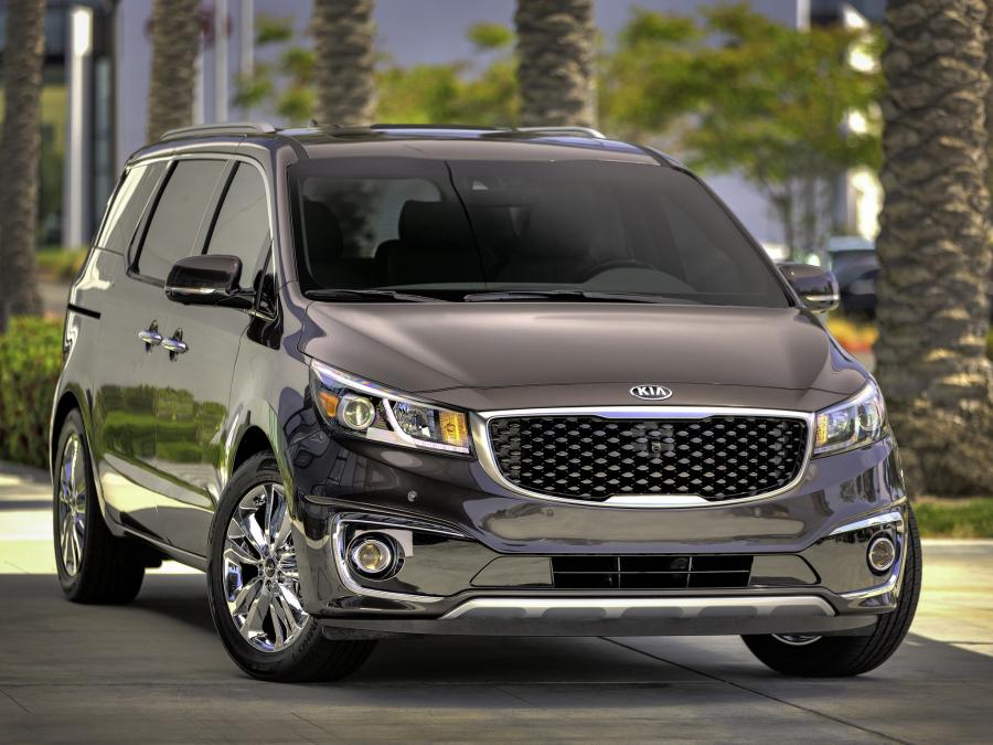  Kia Sedona SXL 2015 года  (фото 2 из 75)